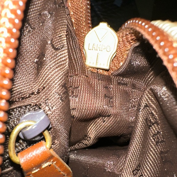 Burberry travel bag shoulder strap or crossbody. - Picture 12 of 16